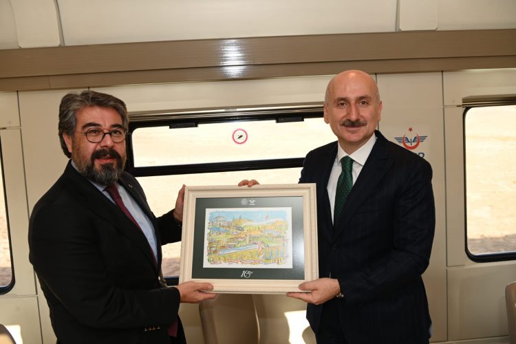 Ulaştırma ve Altyapı Bakanı Adil KARAİSMAİLOĞLU EMD Yönetimi ile Bir Araya Geldi